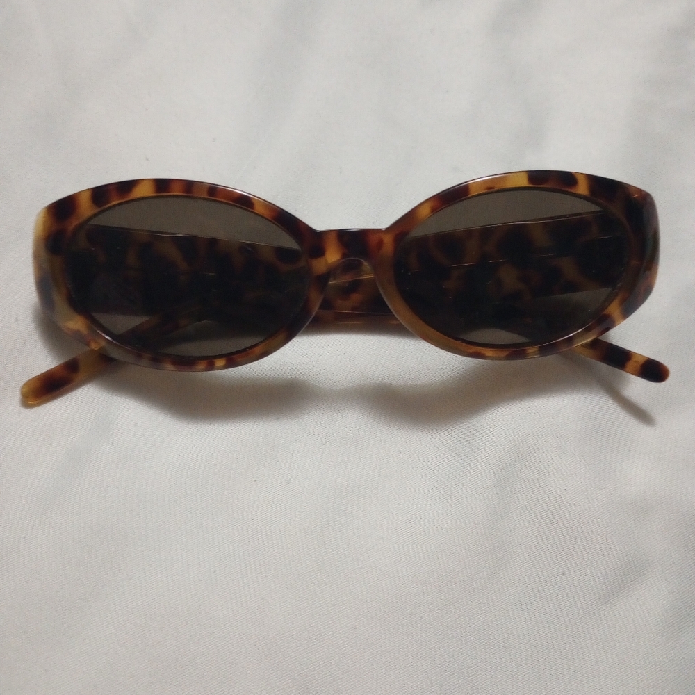 Vintage Perry EllisTortoise Shell Sunglasses